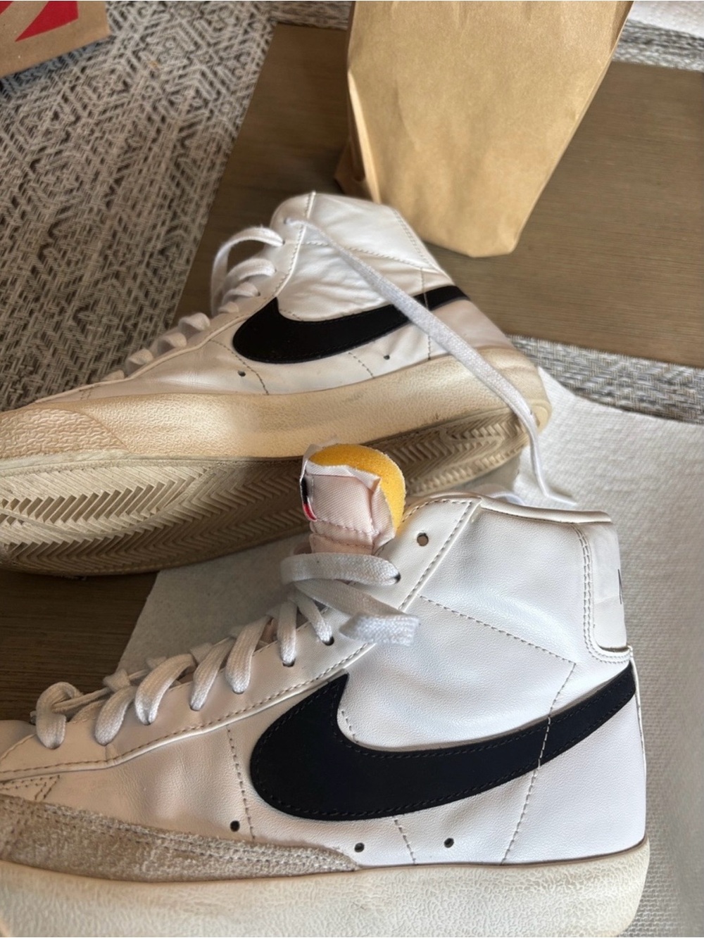 Nike White High-Top Sneakers with Black Swoosh Nike Blazers - Picture 1 of 2